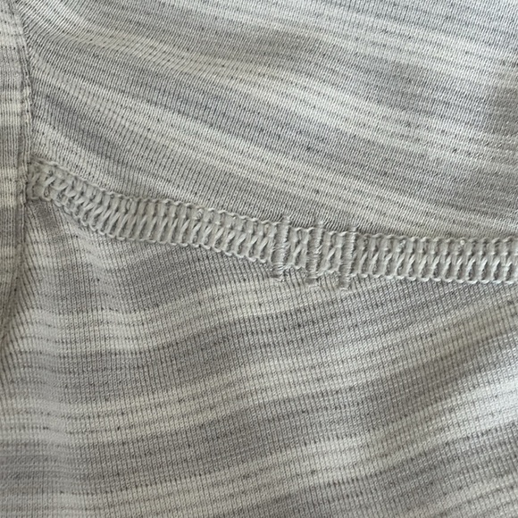 Lululemon Shirt Mens Medium Gray Striped Golf Short Sleeve - Picture 10 of 11